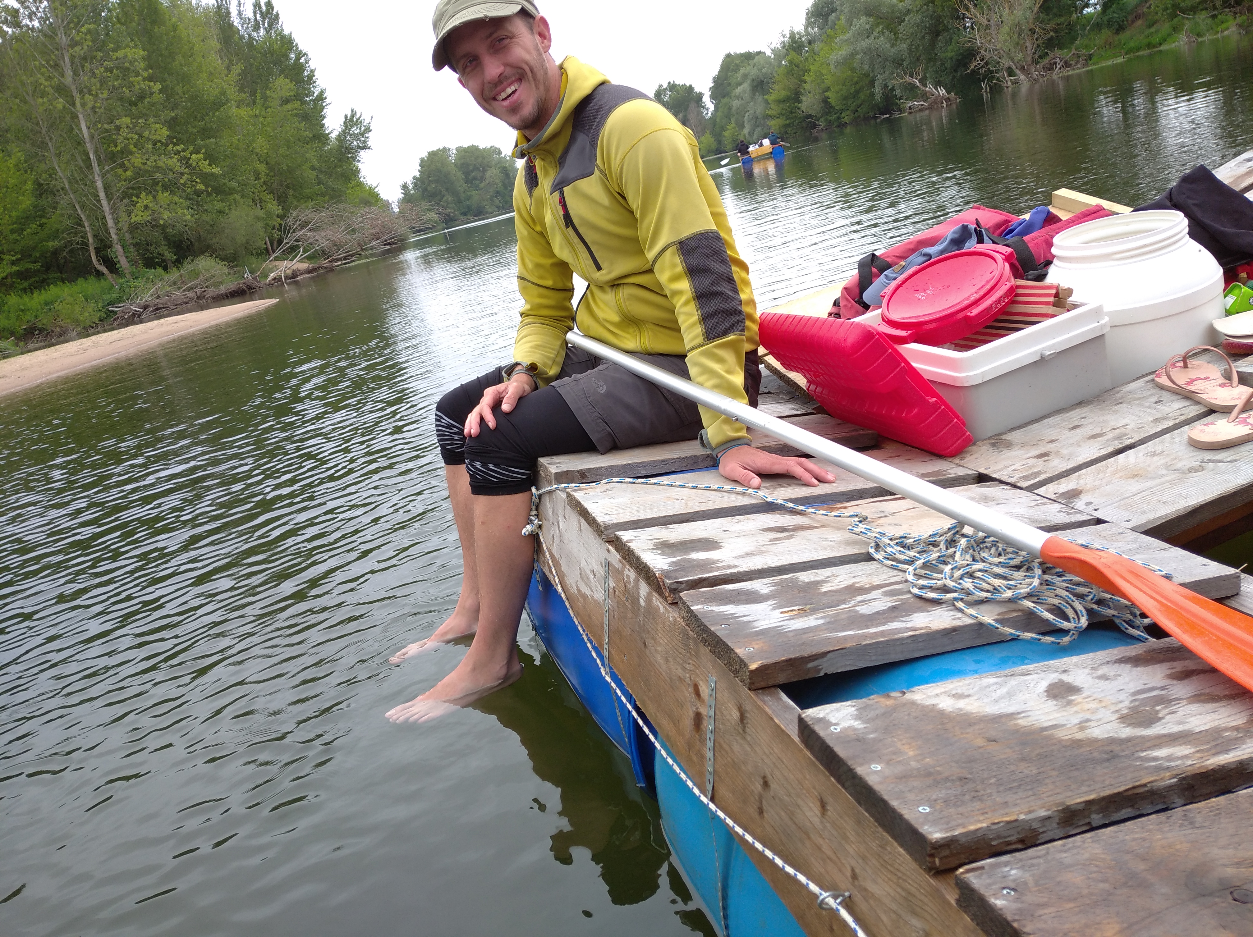 La Loire en radeau recyclé